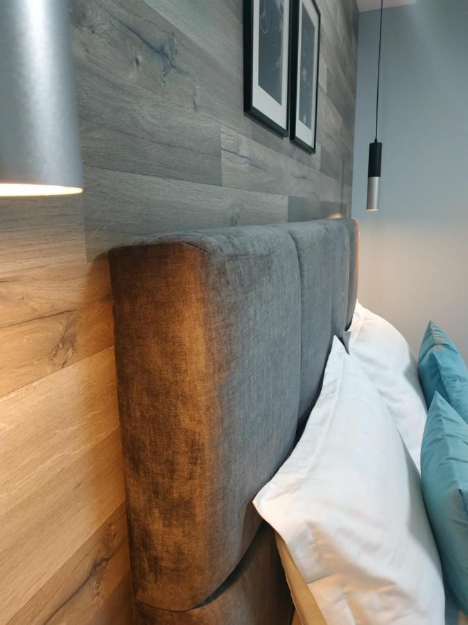 Voyage Cubic Adults Only Apartment Сибиу Екстериор снимка