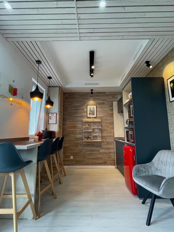 Voyage Cubic Adults Only Apartment Сибиу Екстериор снимка