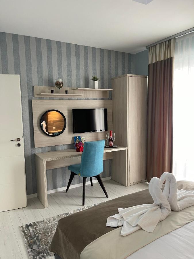 Voyage Cubic Adults Only Apartment Сибиу Екстериор снимка