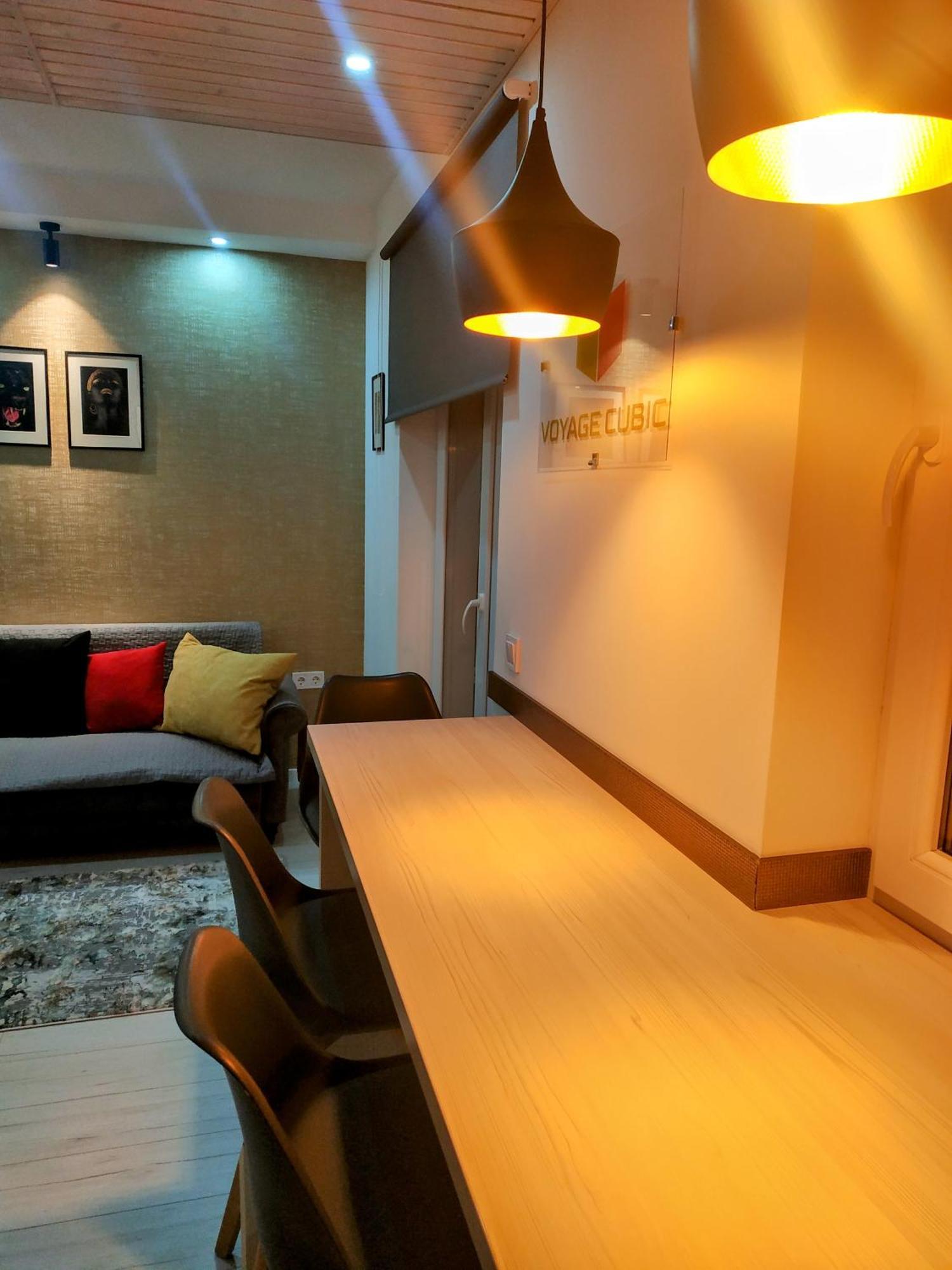 Voyage Cubic Adults Only Apartment Сибиу Екстериор снимка